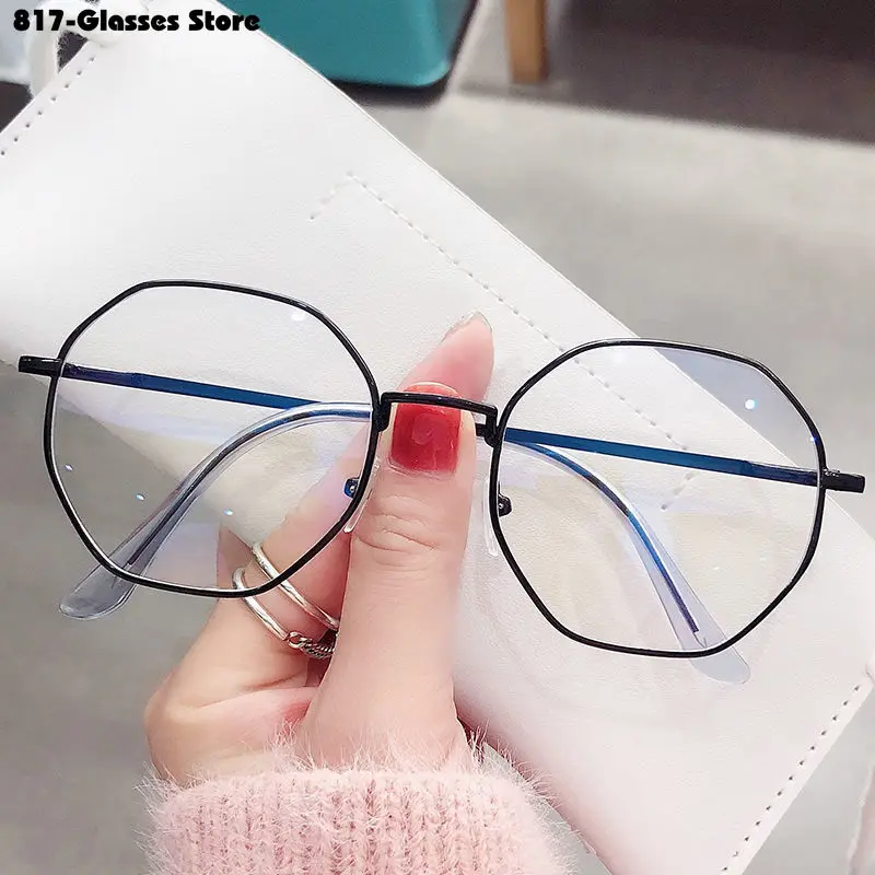 2023 Ultra-Light  Myopia Glasses for Women and Men Alloy Frame Fashion Female Eyewear -1.0 To -6.0