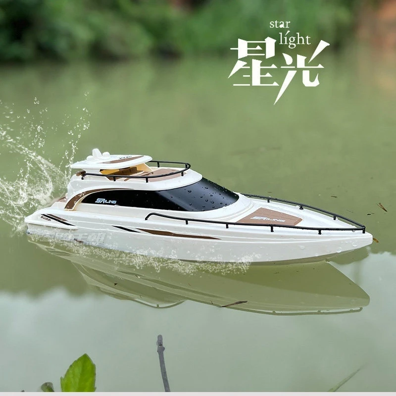 Star Light Remote Control Yacht High Speed Rechargeable Wireless Electric Rc Boat Water Model For Outdoor Water Playing