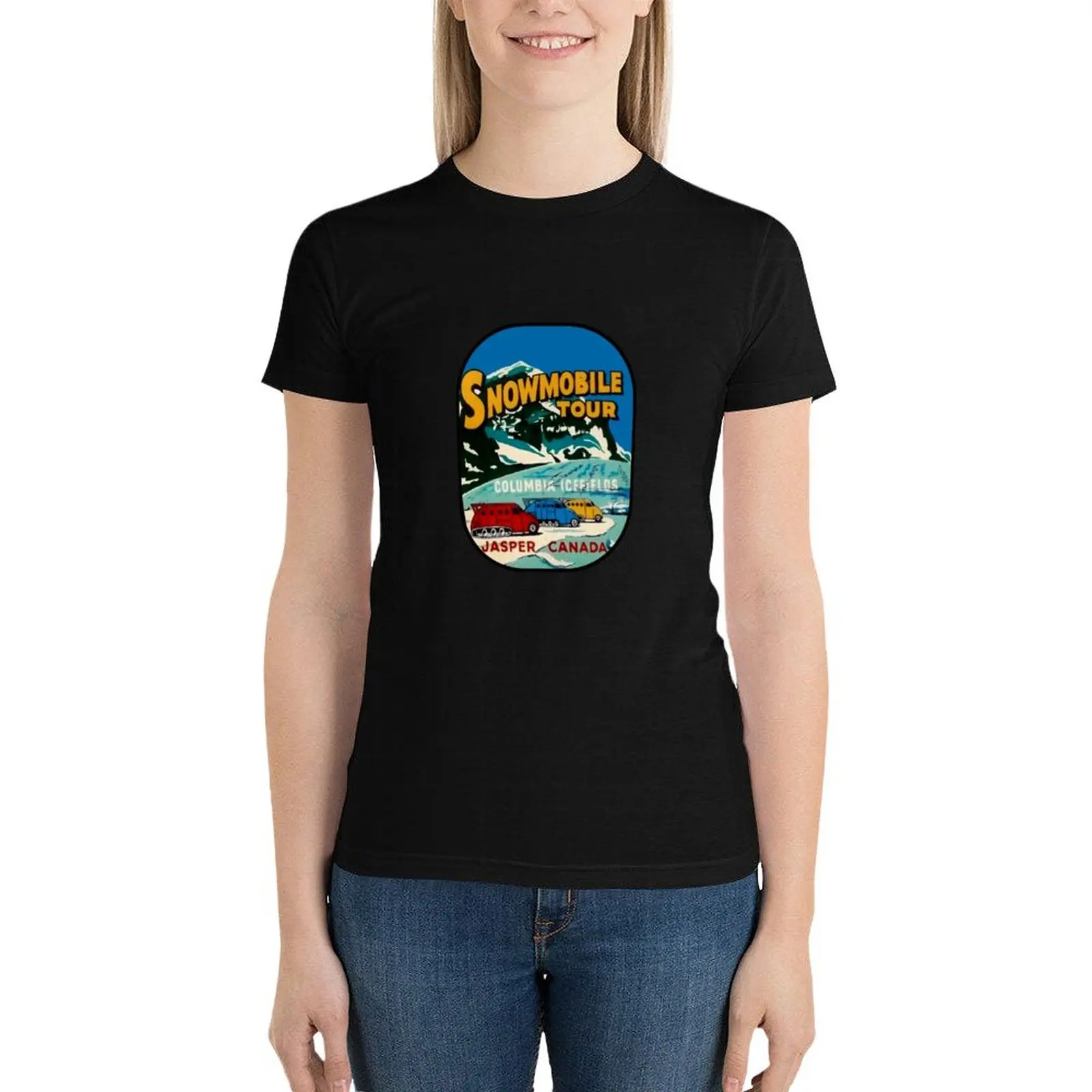 Jasper Snowmobile National Park Vintage Decal T-Shirt, Économie de médicaments d'été, Économie graphiques pour femmes