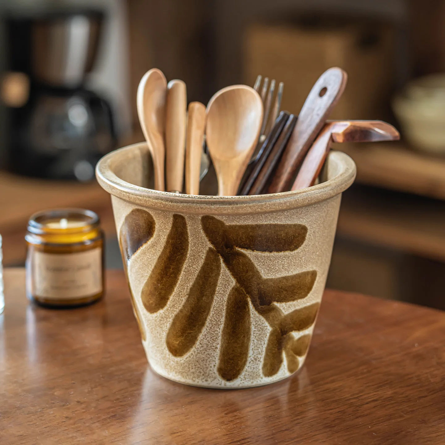 

YFY storage tank, retro ceramic jar, household chopsticks cartridge, high-value kitchen tableware, knife, fork and spoon
