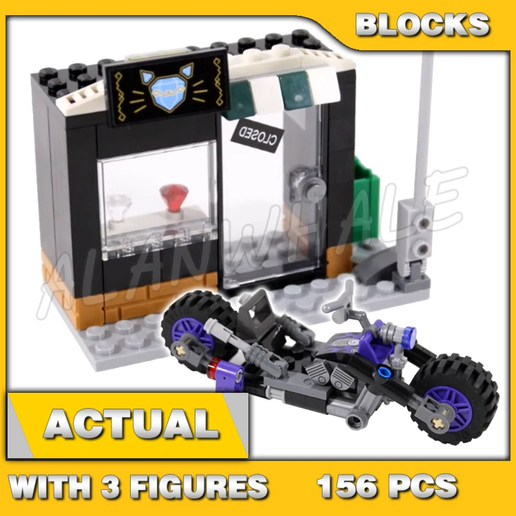 

156pcs Super Fighter Cat Girl Catcycle Chase Batcycle Jewelry Store Lamppost 10627 Building Blocks toys Compatible With Model