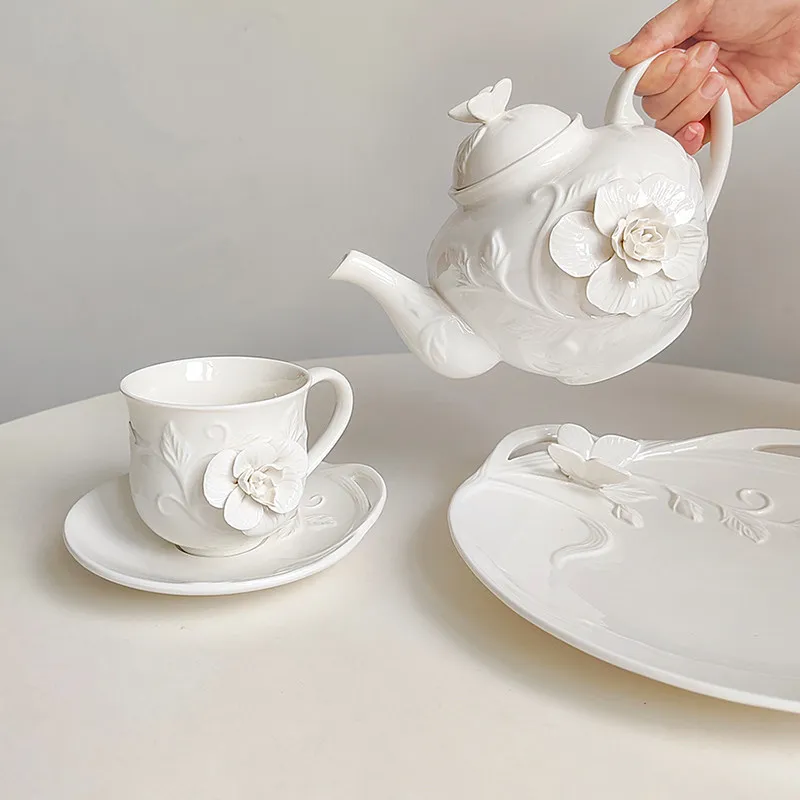LIVETAI French Hand-Pinched Camellia Relief High-Leg Dessert Plate Vintage Afternoon Tea Snack Plate Home Decorative