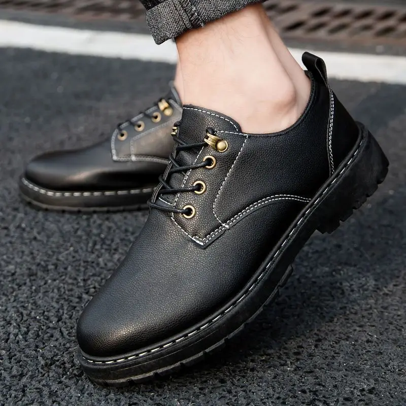 

Черная дышащая мужская повседневная обувь на шнуровке, размер 45, модная акция 2025 года, трендовая удобная мужская кожаная обувь без шнуровки