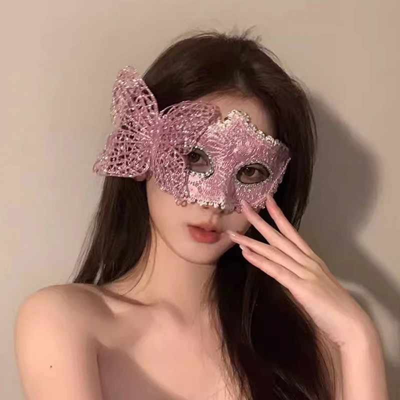 

New Halloween Mask Half-face Mask Cos Dragon God Fierce Tiger Night Fork Tengu Man Wolf Mask Performance Skull Masks