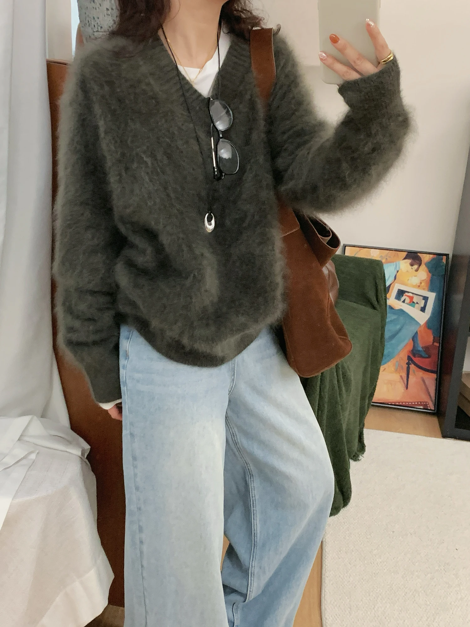 

Soft Touch Simple Design 00% Waed Fce Loose Silhouette V-Ne Camere Sweater Thiened Women's Winter Faion