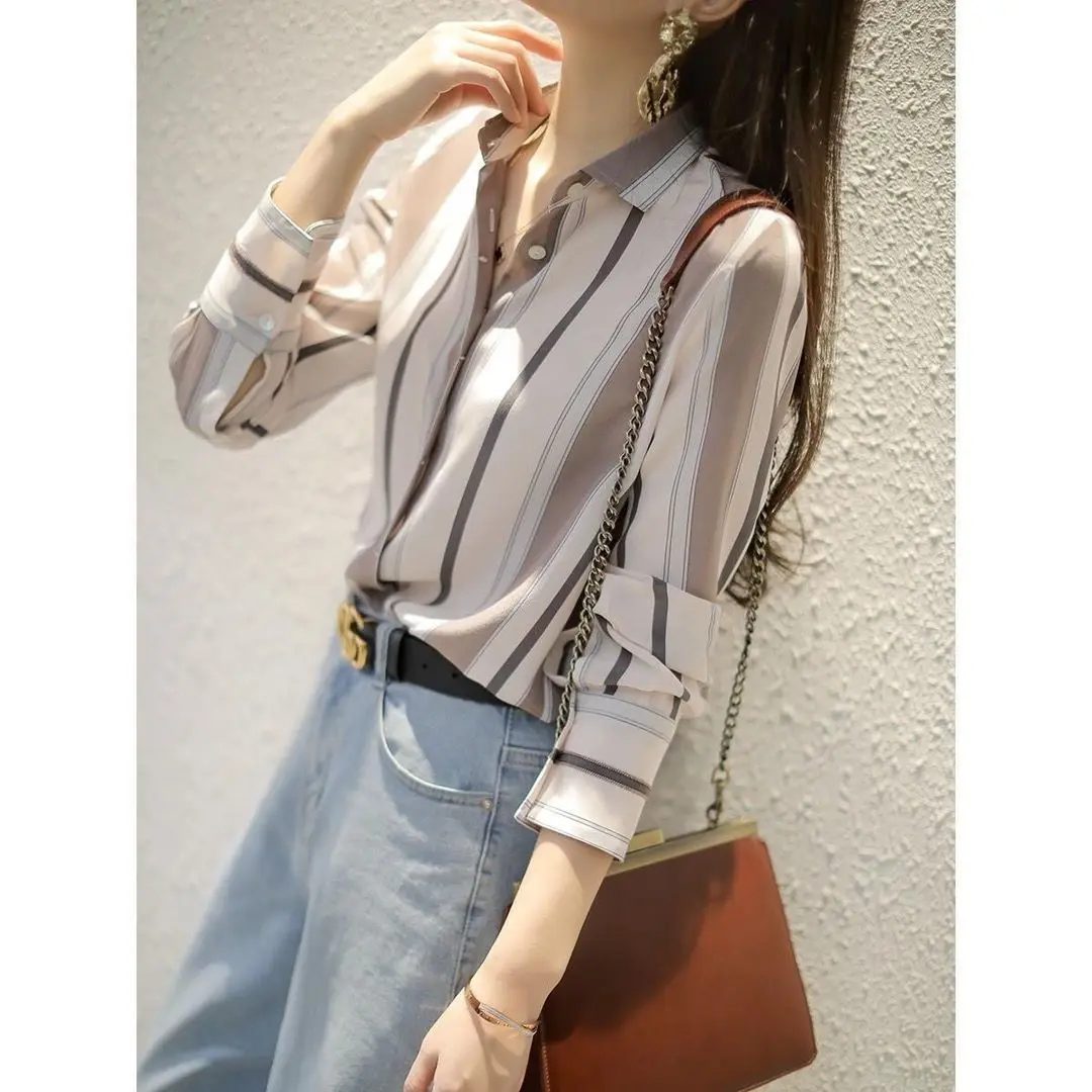 casual commuting long sleeved chiffon Striped shirt for women\'s spring autumn new Korean version versatile loose bottom top