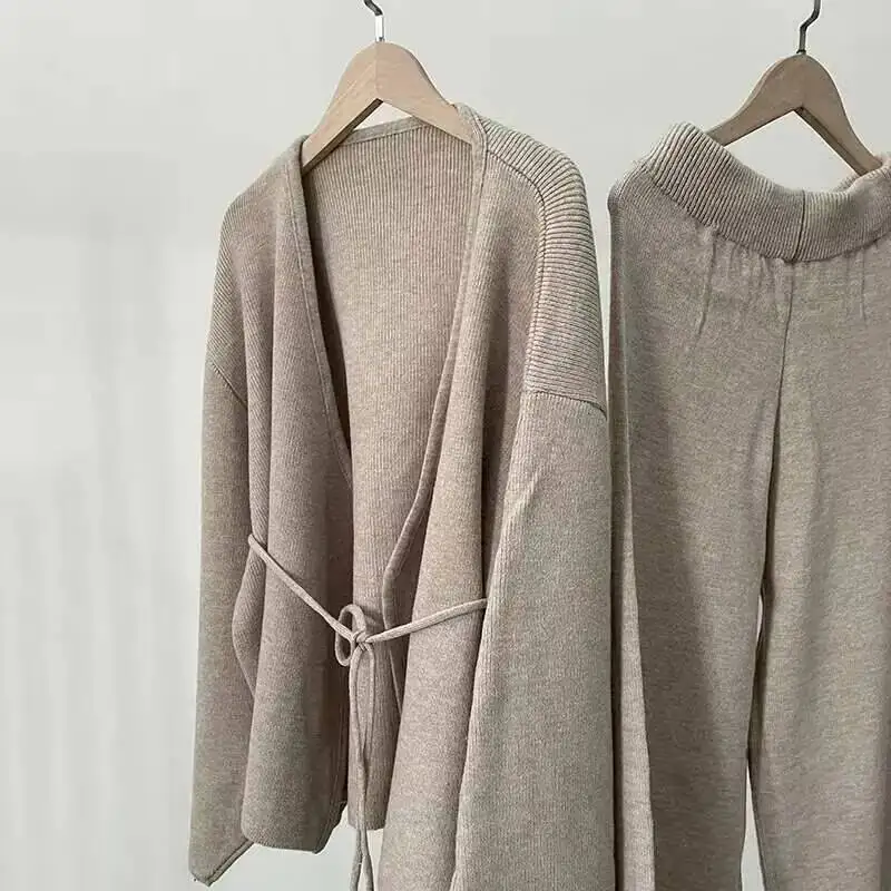 [EWQ] Fashion V-neck Long Sleeve Lace Up Sweater And High Waist Trousers Casual Women Knit Set Clothing 2025 Autumn New 16O1719