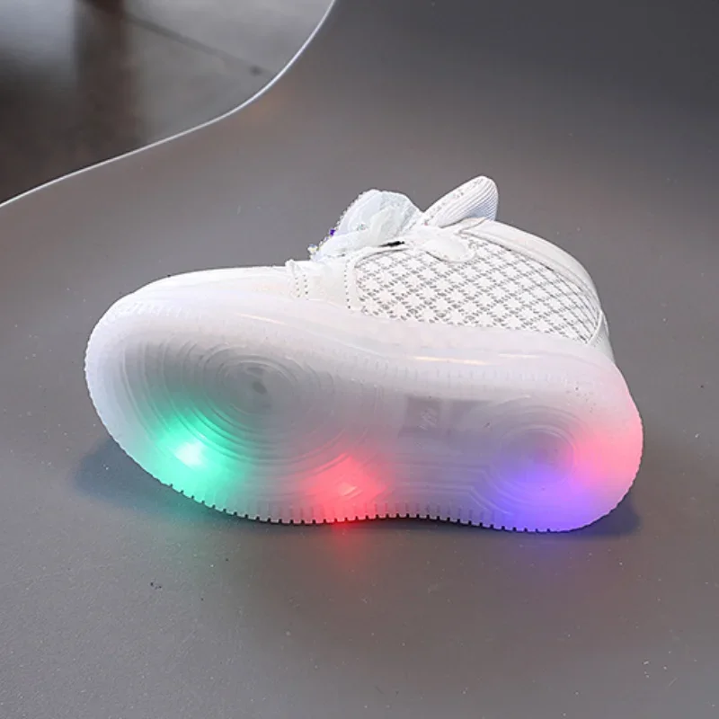 2024 New Arrival Children\'s Casual Sports Shoes with Lights Luminous Shoes Fashion Bow Running Shoes Led Light Kid\'s Sneakers