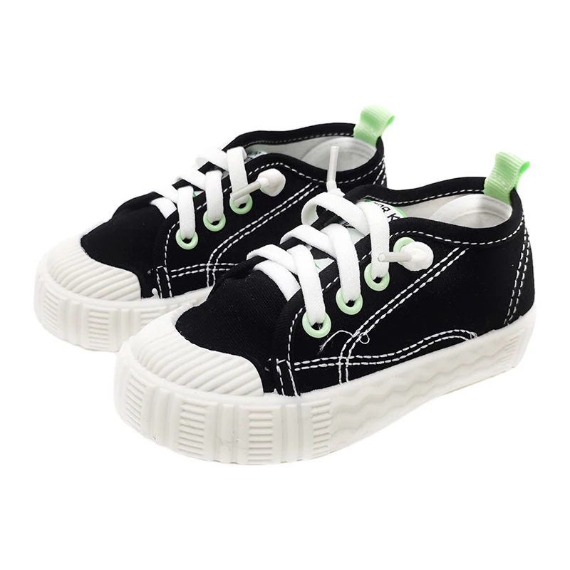 Scarpe di tela per bambini ragazzi e ragazze Low Top Slip On Sneakers scarpe Casual per bambini