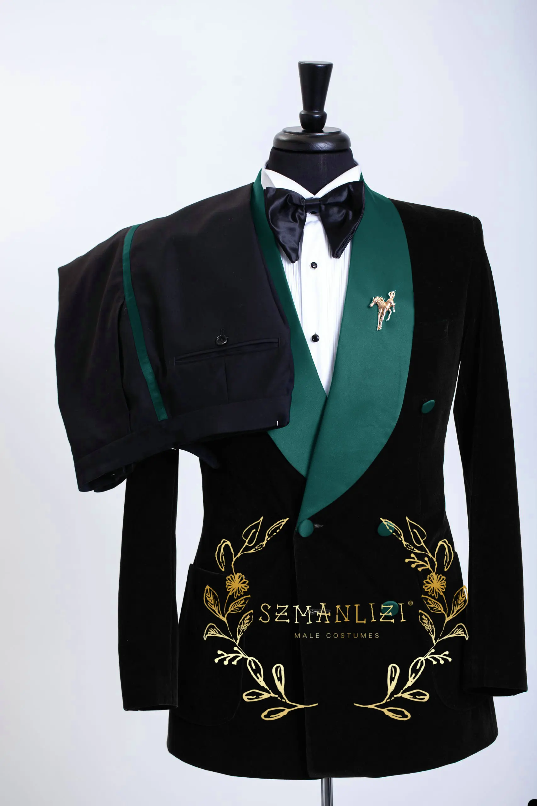 

Formal Black Velvet Wedding Men Suit Set Slim Fit Groomsmen Groom Tuxedos New Designs Green Satin Shawl Lapel Blazer Pants 2Pcs