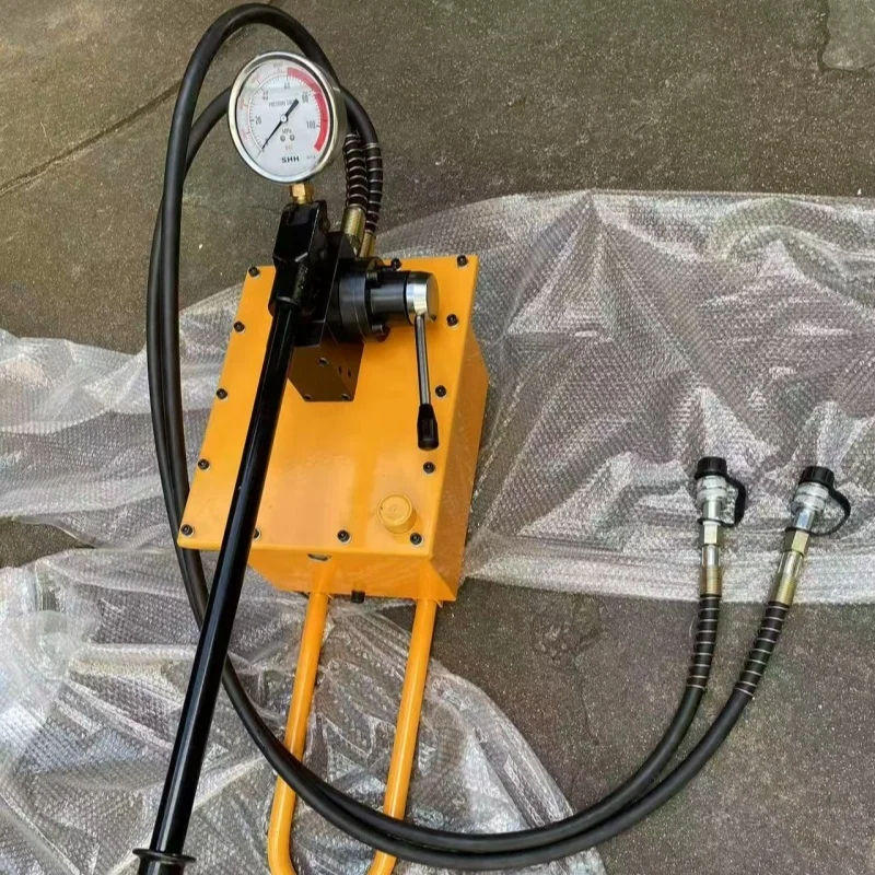 

High Quality CP-150S Double Circuit Hydraulic Hand Pump Factory Direct Sale Manual Hydraulic Fittings