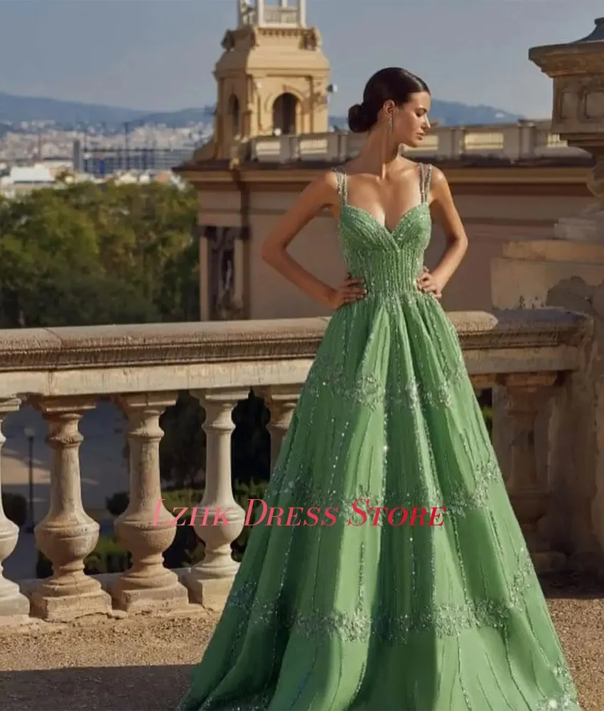 Vestido de noche de satén con tirantes finos y cuentas de cristal de lujo personalizado, vestido de noche sin mangas de alta calidad