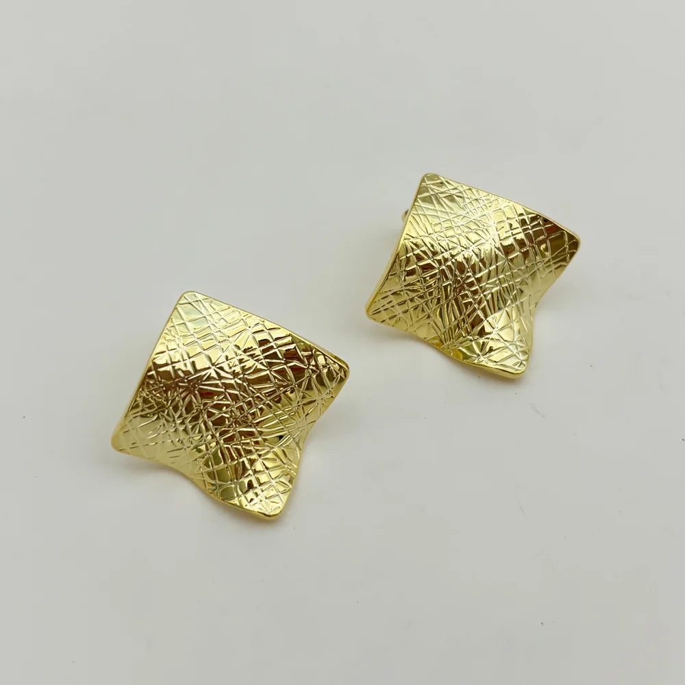 Vintage Punk Stainless Steel Wave Square Earrings Design Unique Water Ripple Earrings for Women 18K Gold Plated Jewelry Gifts