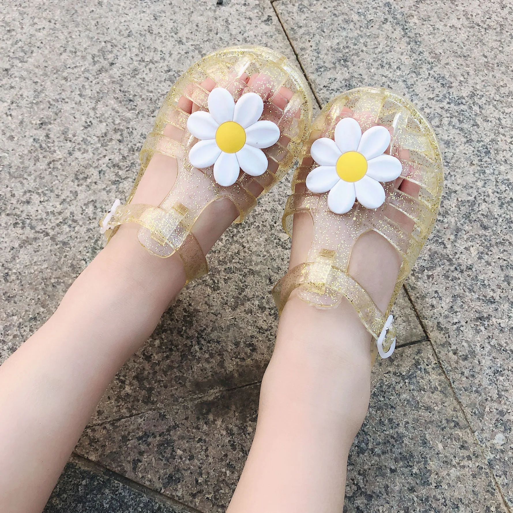 Summer Kid Flower Applique Jelly Roman Sandal Children Crystal Soft Sole Closed-Toe Sandals Girl Hollow Out Casual Shoes Outdoor
