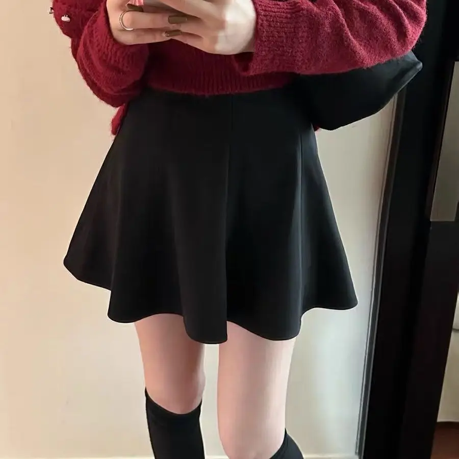 

A-Line Short Woolen Skirt Women 2024 Autumn Winter New Hot-Selling Loose High-Waisted Niche Design Versatile Puffy Pleated Skirt