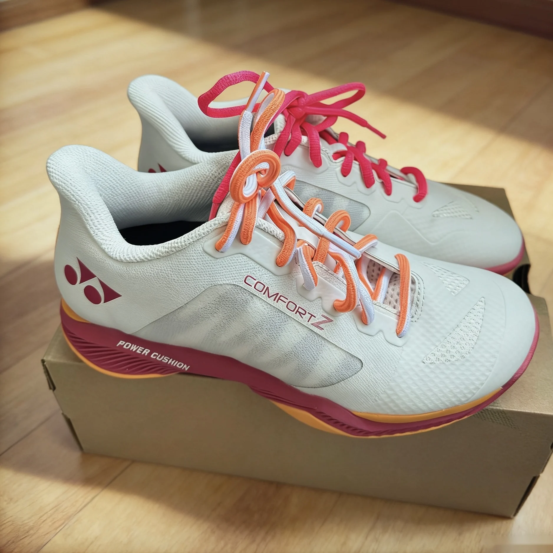 tenis-unissex-de-badminton-conforto-z3-com-cadarcos-meio-circulo-cor-branco-arroz-acessorios-de-calcados-esportivos-e-f