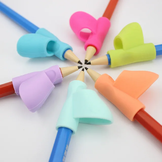 2pcs Handle Color Random Right Hand Helps Children Learn Holding Pen And Writing Posture Correction Magic Fits Pencil Soft