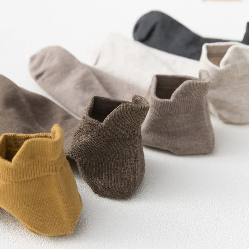 10 Pasang Kaus Kaki Katun Pergelangan Kaki Warna Polos Pria Anti Selip Kaus Kaki Kasual Sejuk Menyerap Keringat Lembut Nyaman Tahan Aus