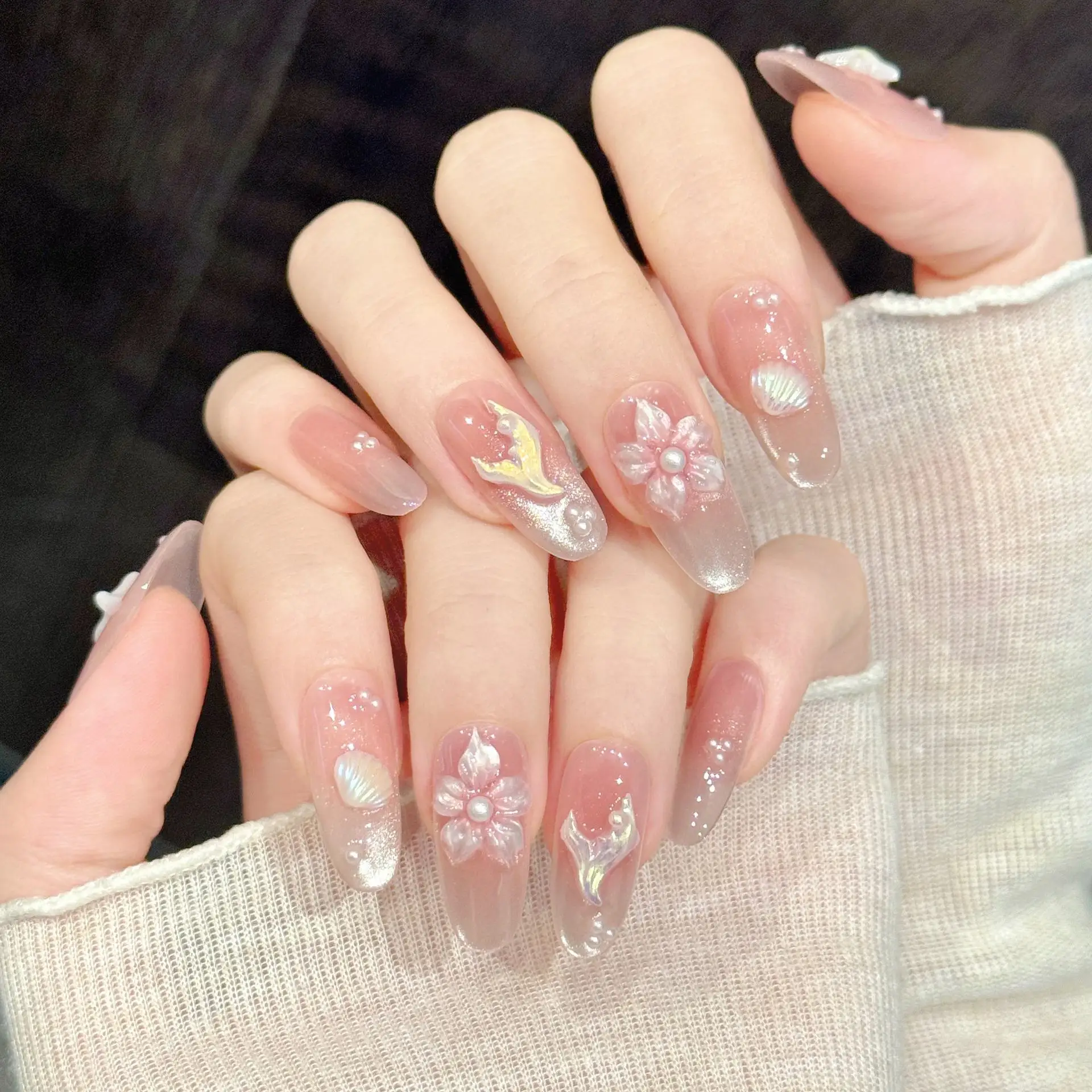 10PCS Handmade Press On Nails,Cat's Eye Starfish Shell Broken Drill Fish Tail, Gentle White,Suitable For Parties And Daily Wear.