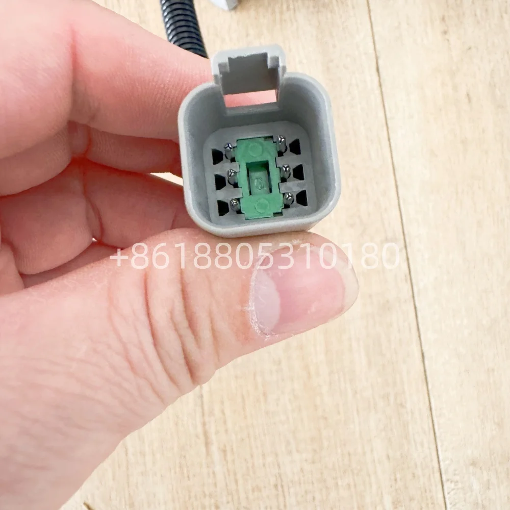 84557583    دواسة الوقود الإلكترونية لشاحنات فولفو