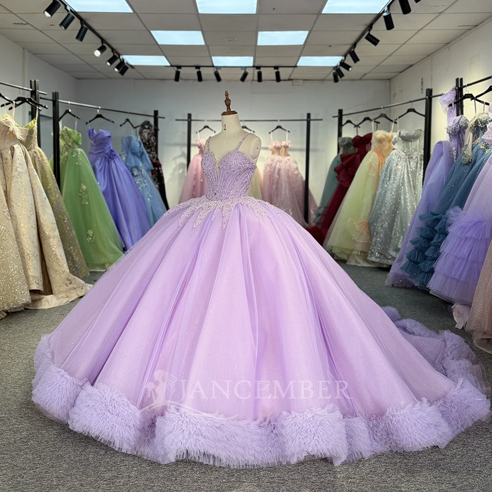Abiti da 15 anni Abito Quinceanera personalizzato 2025 Perline di pizzo Cinghie per spaghetti Abiti da ballo principessa Sweet 15 16 Abiti DY1323