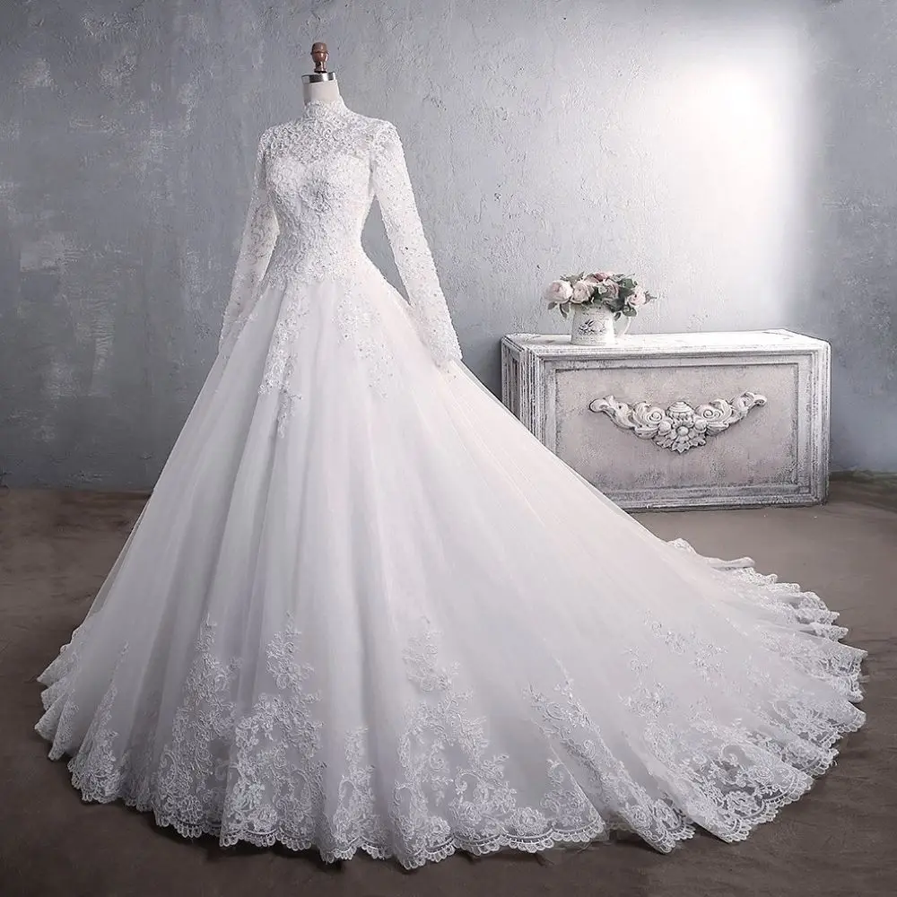 New elegant long sleeved standing collar oversized lace embroidered Muslim bride wedding dress.(014)