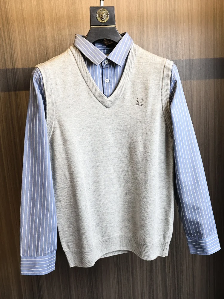 

Faionable Busin Men's Knitwear Sweater Collared Fake Two-Piece Autumn Winter Casual Loose Fit Soft Polyester Blend