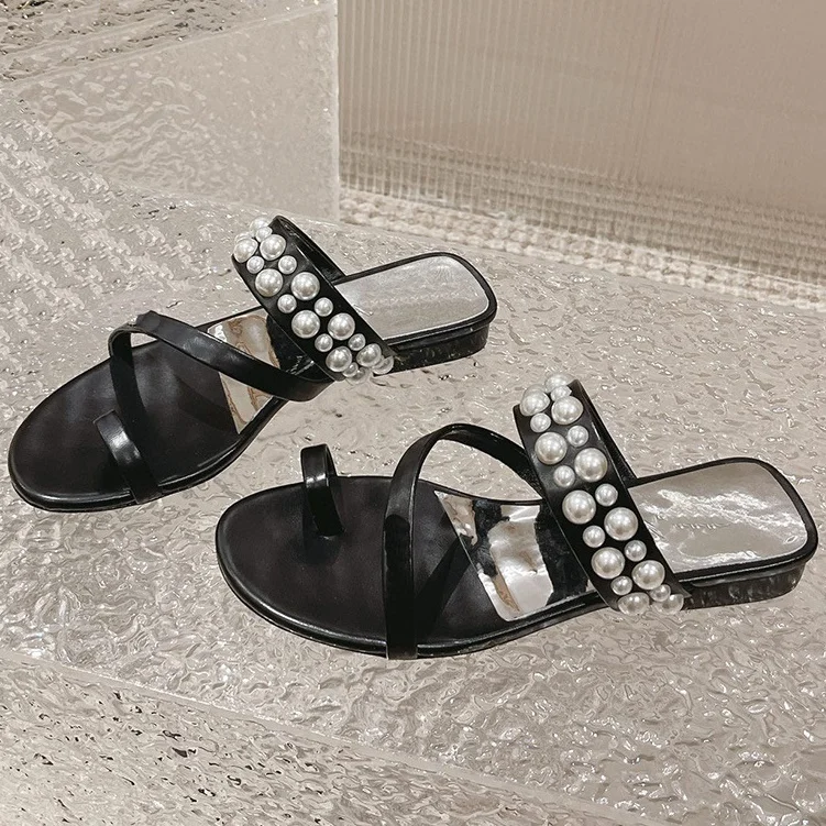 

2023 Summer New Fairy Style Pearl Clip Toe Flat Bottom Sandals For Women Round Toe Shallow Slip On Casual Outwear Slippers