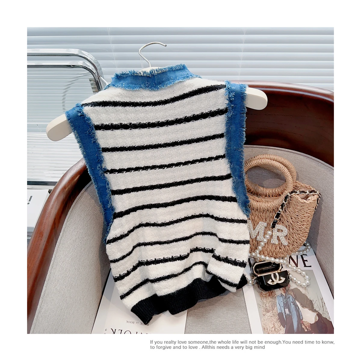 French Contrast Color Sleeveless Sweater Vest Women Pullover 2024 Spring Vintage V-neck Striped Knitted Vests Tank Tops Jumper