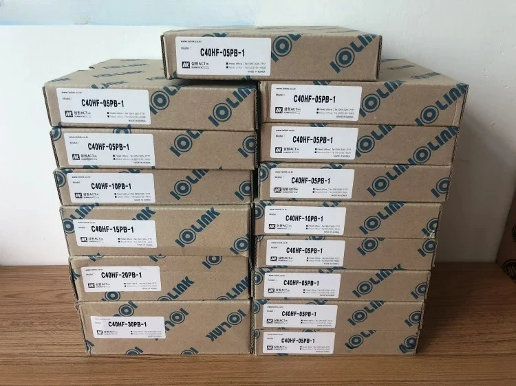 C40HF IOLINKC40HF-05/10/15/20/30/50/100PB-1