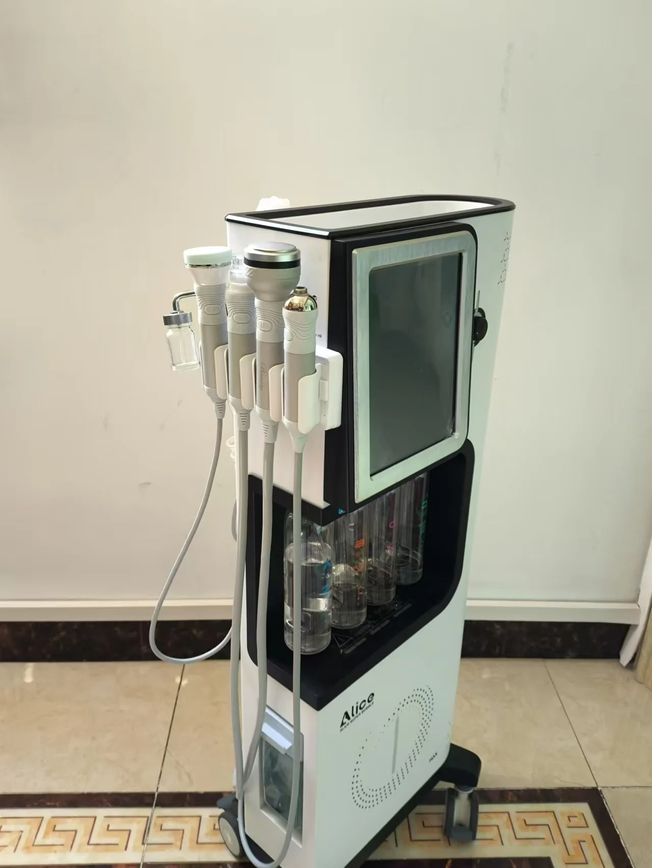 Hydrogen Oxygen Facial Beauty Skin Machine Improvement in The Appearance of Cellulite Device