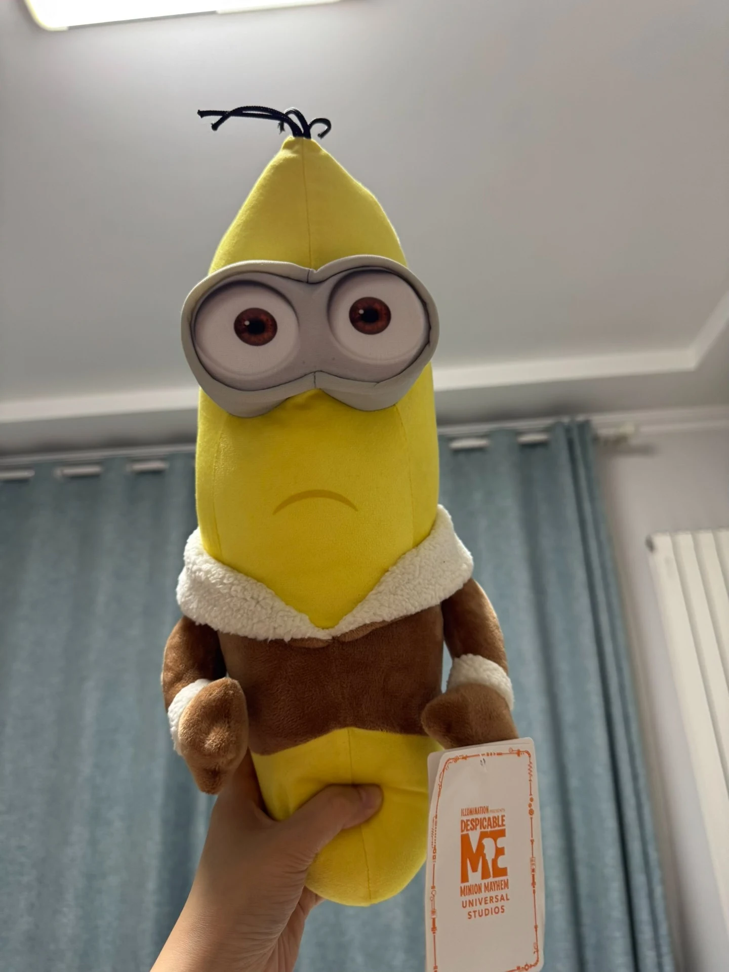 

Плюшевая игрушка Миньоны от Universal Studios: Кевин с бананом - мягкая плюшевая кукла, подушка для дивана и сувенир для детей