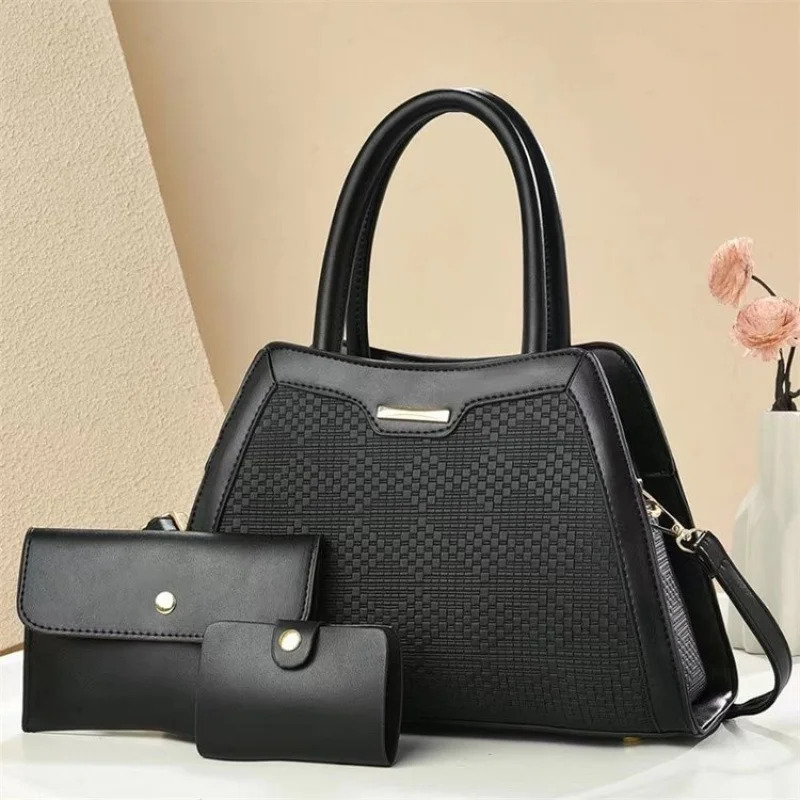 

Famous Designer Leather Women's Crossbody Bag Luxury Brand Elegant Popular Classic Vintage Daily Bag