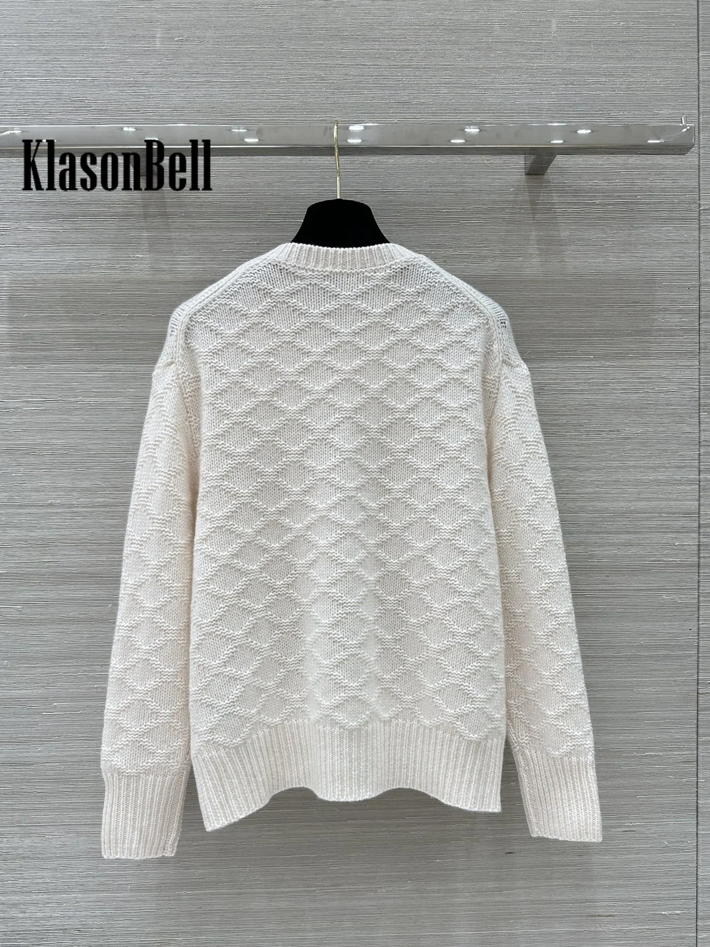 9.9 KlasonBell Women Clothes Classic Argyle Plaid O-Neck Cashmere Knitwear Simple Comfortable Loose Sweater