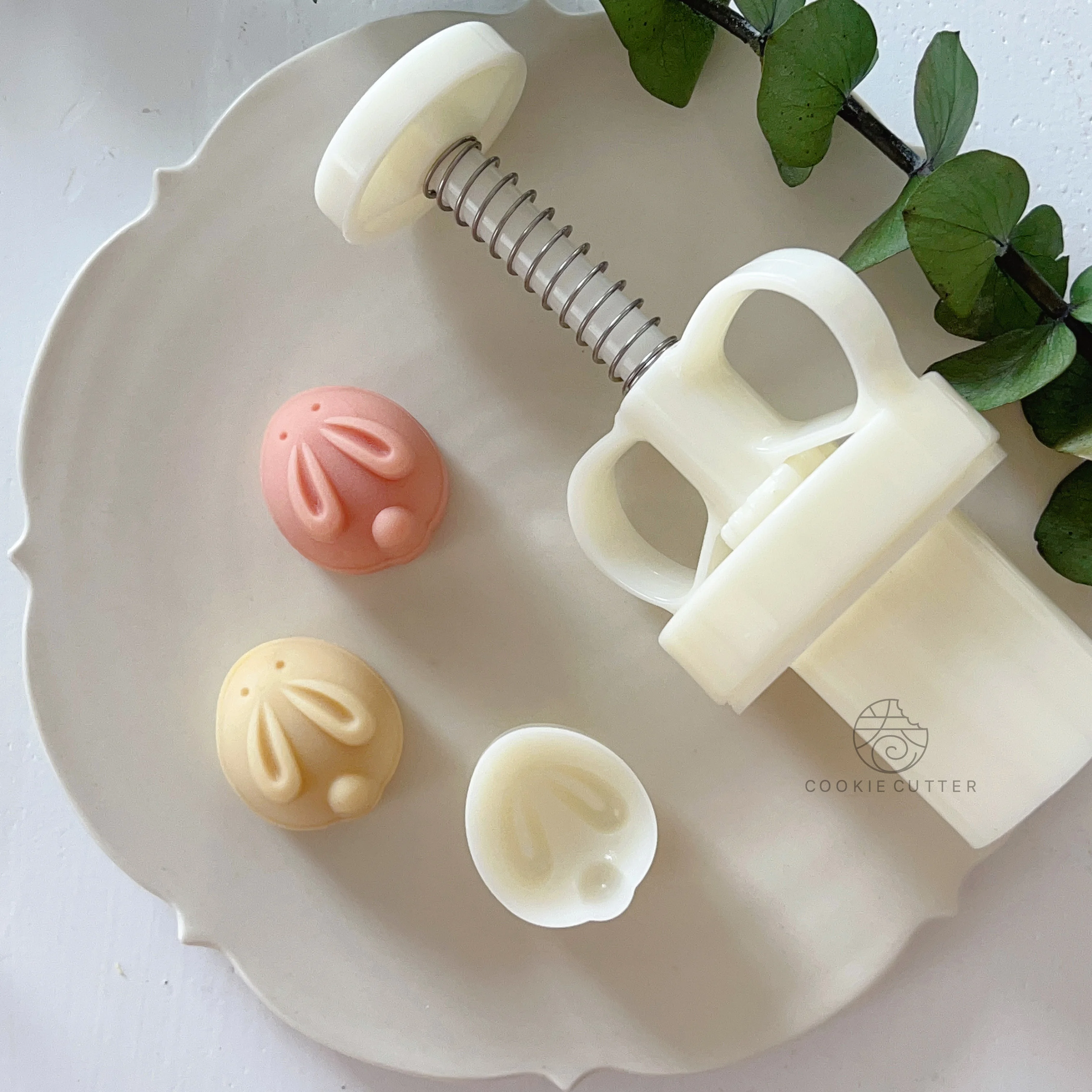 Mid-Autumn Festival Bunny Mooncake Mold 3D Rabbit Shape Pineapple Cake Hand Pressing Mold ABS Plastic Fondant Cake Tools