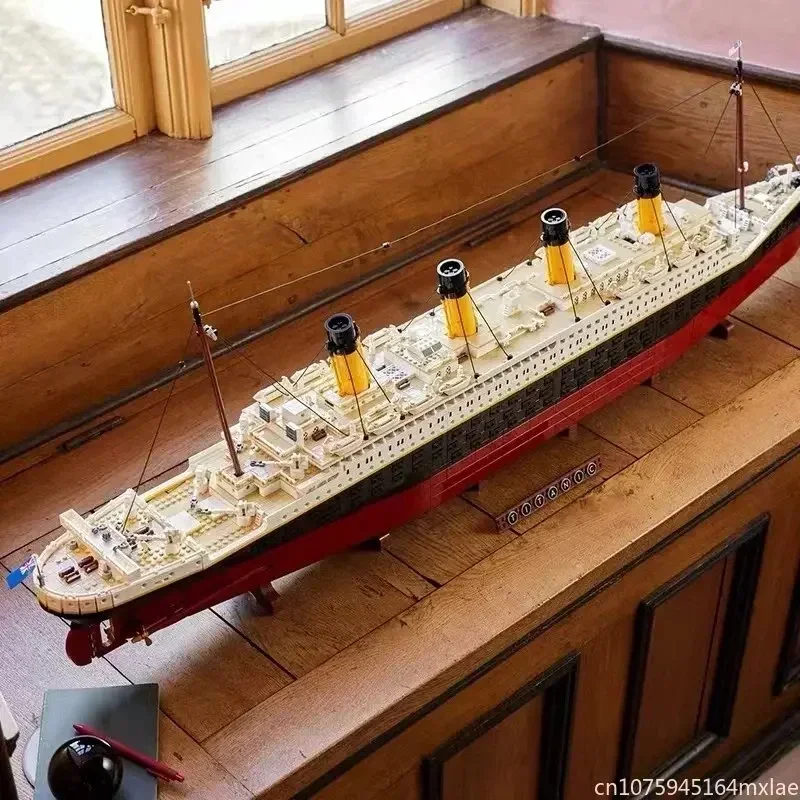 Em estoque 99023 compatível 10294 titanic grande barco de cruzeiro navio a vapor tijolos blocos de construção crianças brinquedos diy presentes amor