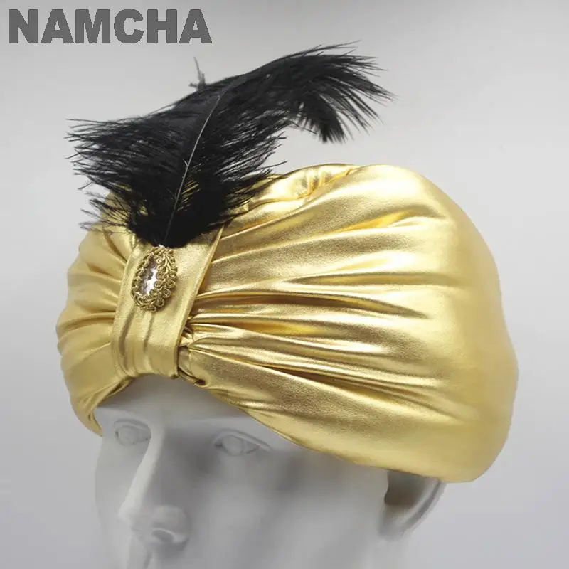 Cappello in oro brillante arabo indiano turbante Headwrap piuma etnica pieghettata uomini adulti vestiti del sultano copricapo cappelli Halloween