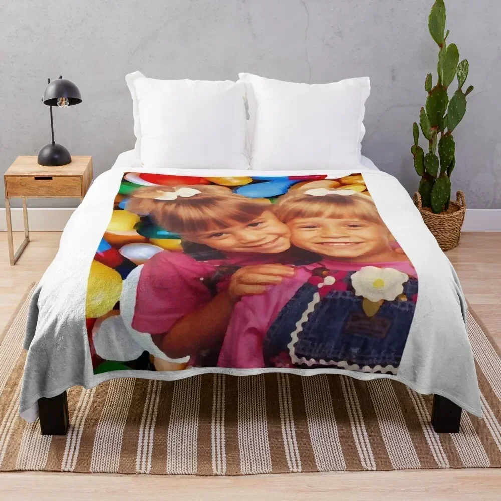 Pills and The Olsen Twins Graphic Throw Blanket Plaid Warm Blankets