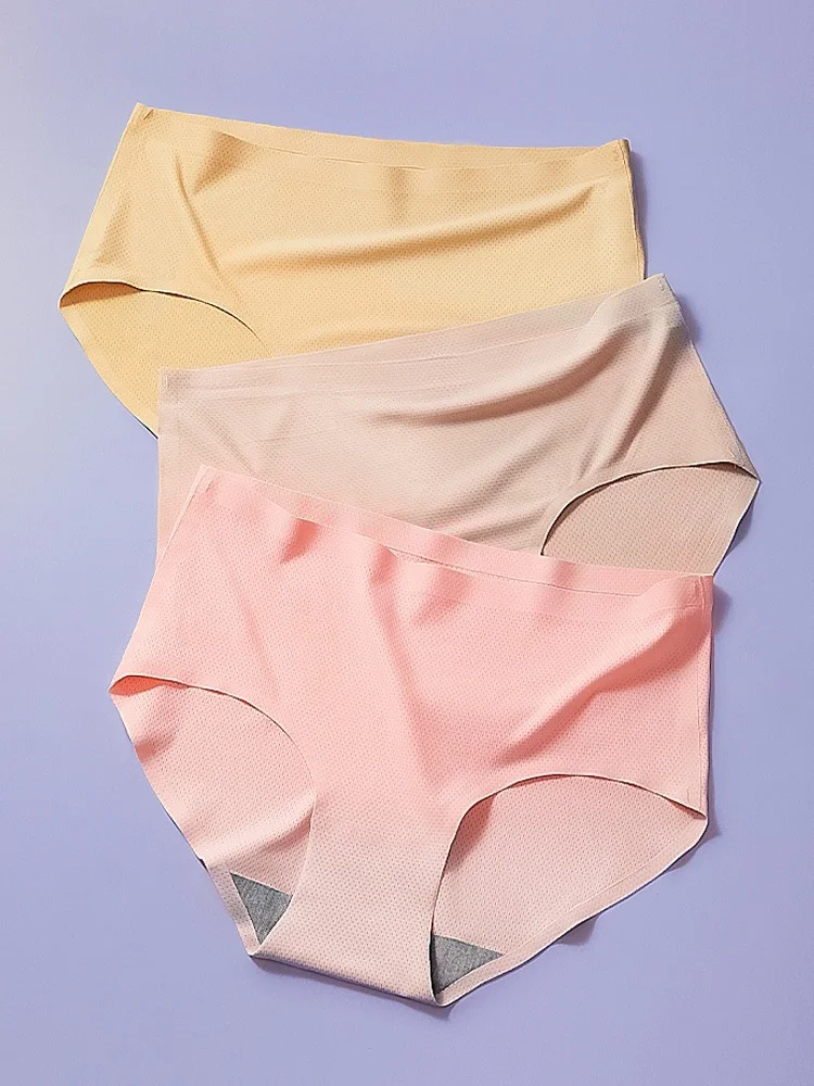 

5PC The seamless thin ice silk antibacterial pure cotton crotch Japanese-style mid-waist triangular shorts for girls