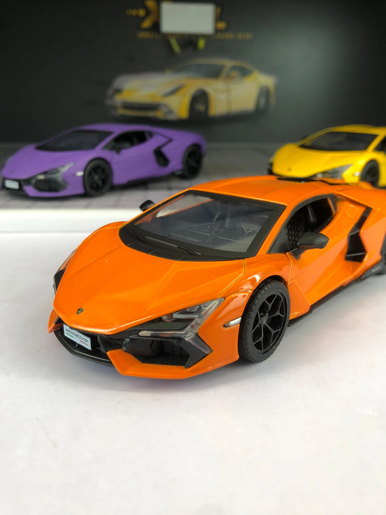 1:32 моделирование цинкового сплава Lamborghini revu aand, статическая модель, металлический коллекционный подарочный автомобиль