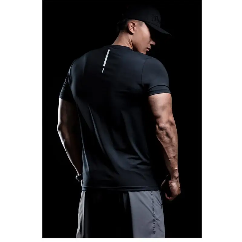 DROZENO Men's Quick-Drying T-Shirt Slim Fit Breathable Sports Professional Training Summer Fitness High Elasticity Short Sleeve