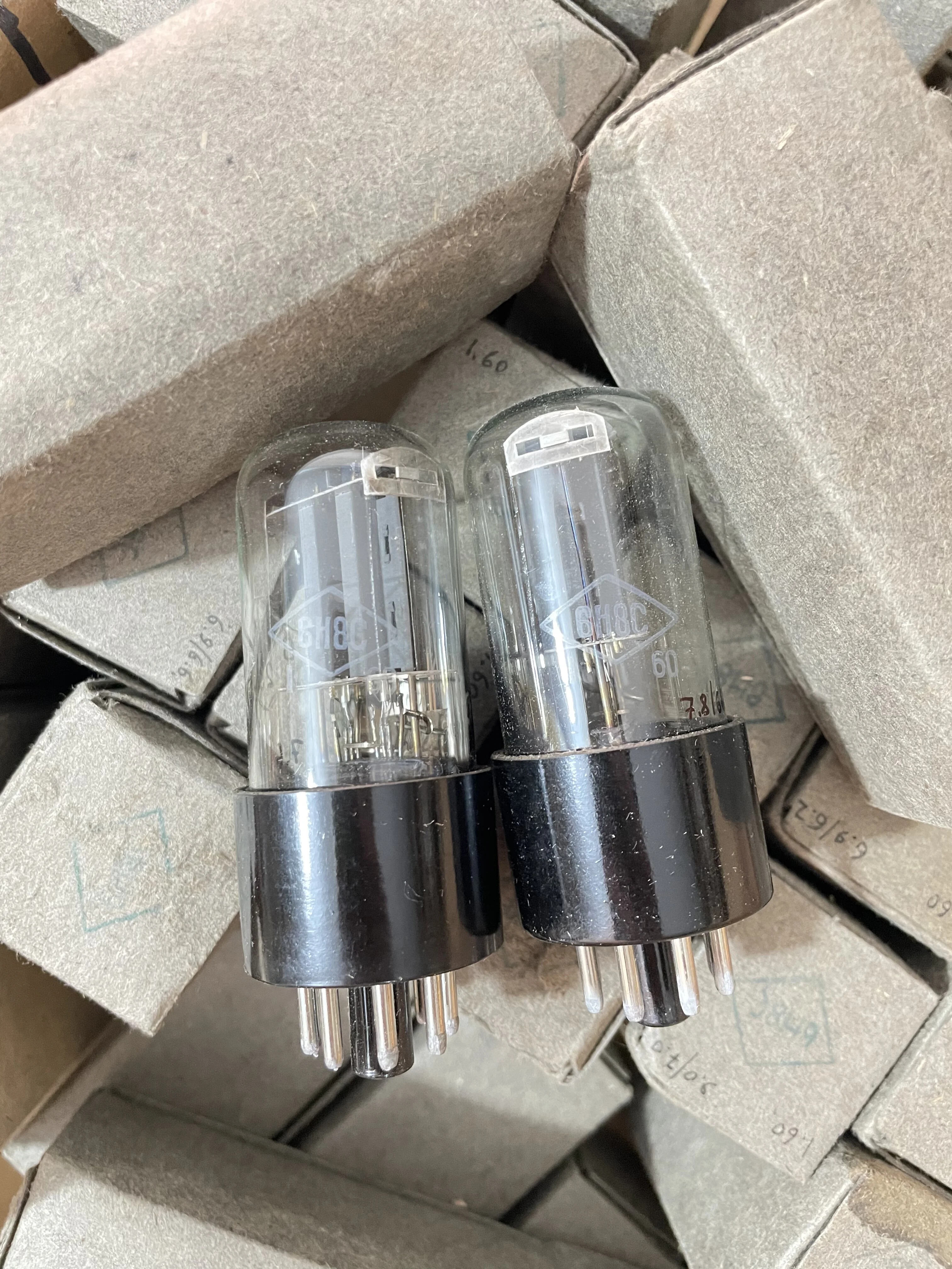 for Soviet 6H8C directly replaced 6N8P/6SN7/VT231/5692/ECC33 early large-base paired vacuum tubes