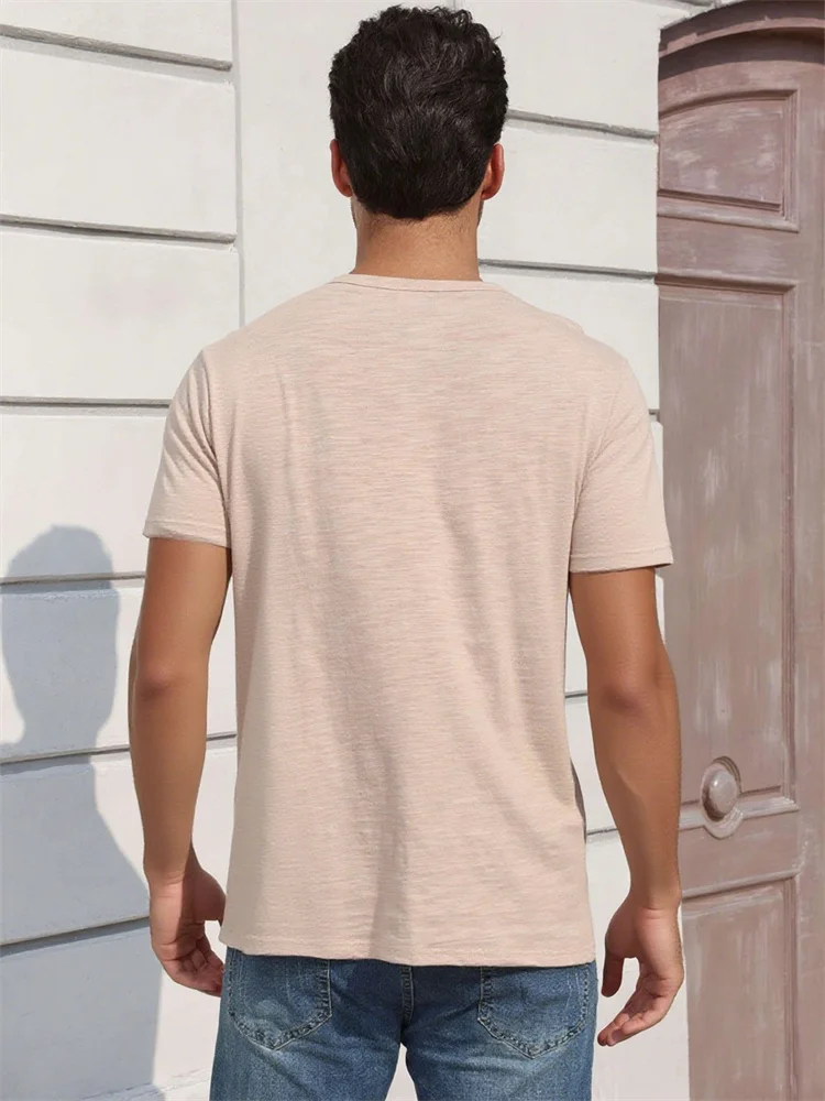 Herren-Baumwoll-T-Shirt, modisches Knopf-Design, atmungsaktiv, einfarbig, kurzärmelig, Henley-Ausschnitt, Tops, schmale Passform, gemütliche männliche Freizeit-T-Shirts – Detail 14