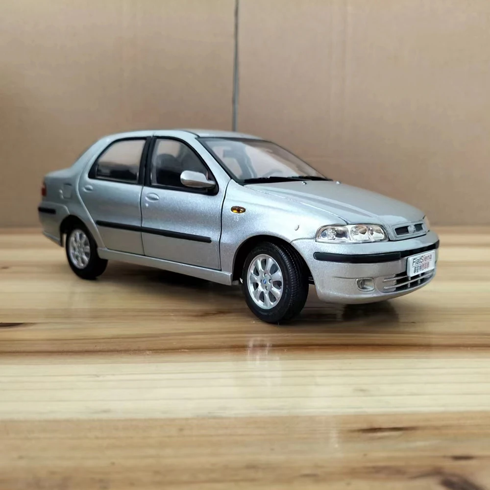 Fiats Linea Oyuncak Araba: Gerçekçi Model Arabaların Gücünü Keşfedin