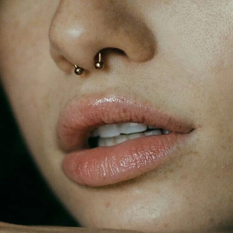 Internally Threaded Silvery Golden 16G Piercing Surgical Steel Jewelry Nose Rings 16G Small Horseshoe with Replacement Balls