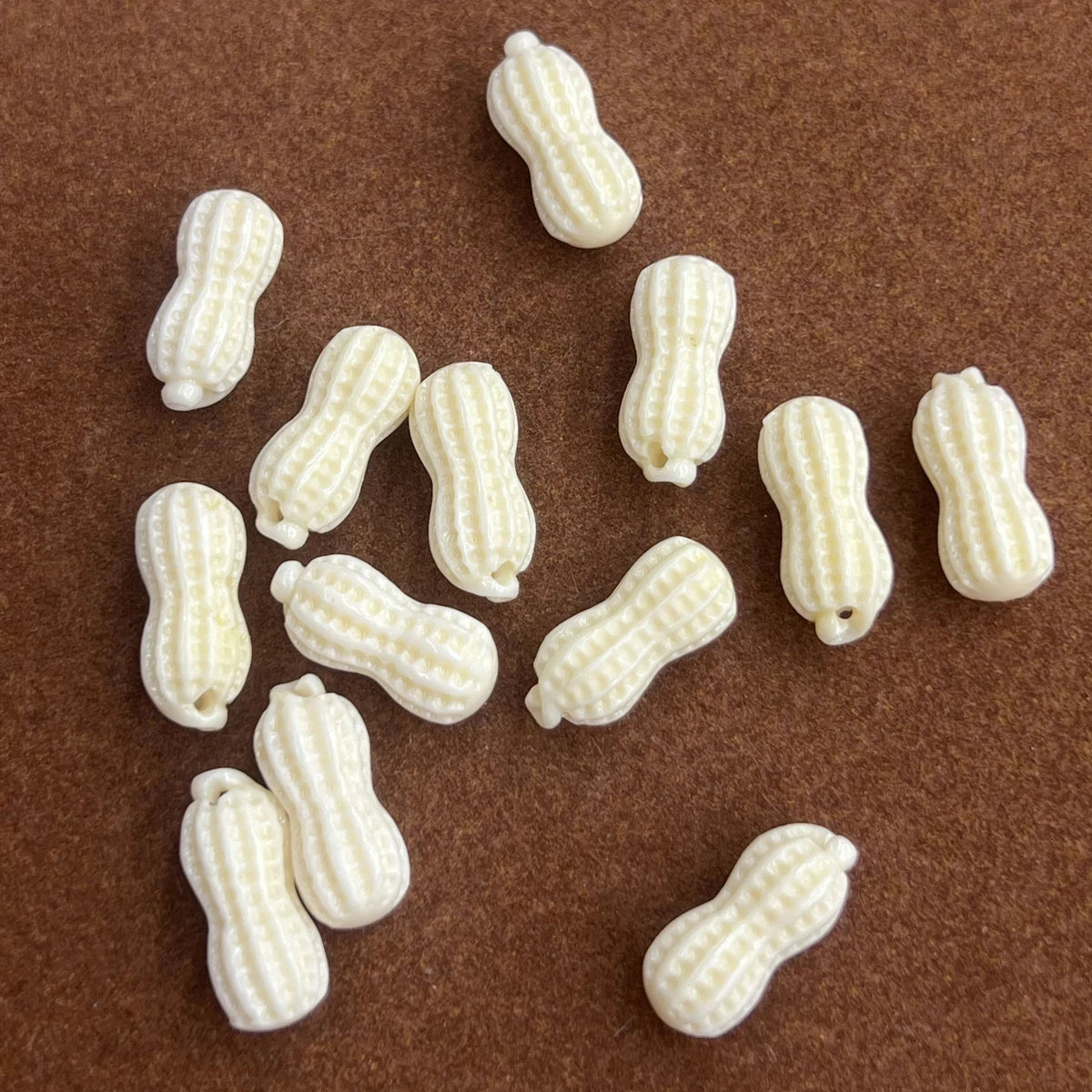 10 Uds. De cuentas con agujero pasante en forma de maní, cuentas sueltas de Coral de imitación para fabricación de joyería, accesorios para collar y pendientes DIY