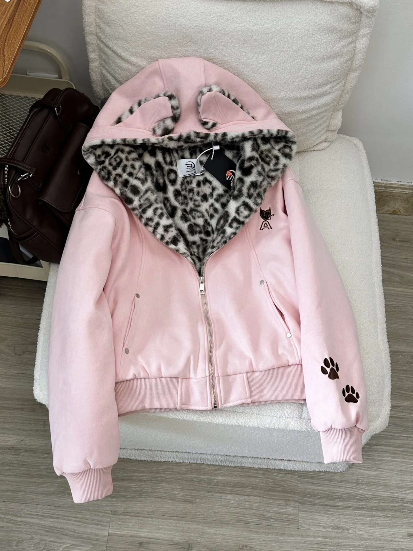 

Хлопковая куртка с леопардовым принтом в стиле ретро, зимняя верхняя одежда с капюшоном для мужчин и женщин, повседневная молодежная теплая фокусная одежда