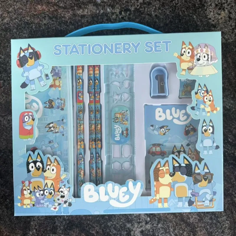 

Набор канцелярских принадлежностей Bluey: Аниме-мультфильм, школьные принадлежности для детей, карандаши, мелки, ластик, обучающие принадлежности для детей, подарок