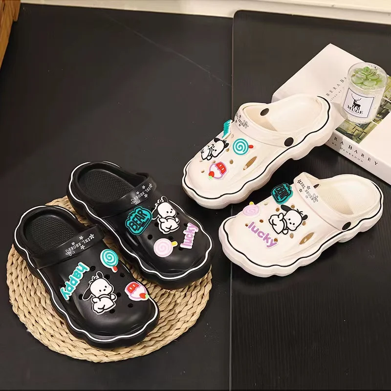 New Sandal Slippers DIY Cute Cartoon Clogs Women Mules Summer Beach Sandals Cave Hole Female Garden Shoe For Students Girls