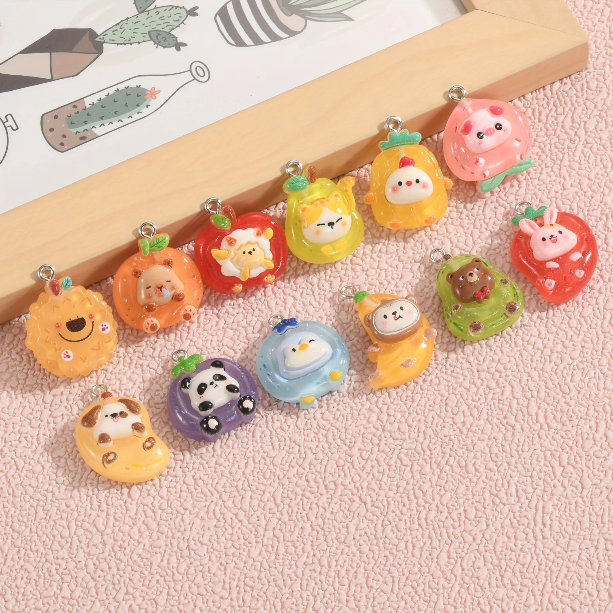 10/20Pcs Resin Fruit Animal Charms Cute Mixed Fruit Animal Pendant Beads DIY Accessories Earrings Phone Case Bag Decoration
